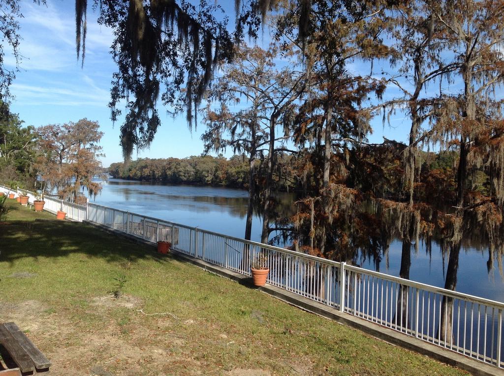 מלון Old Town Suwannee Gables מראה חיצוני תמונה