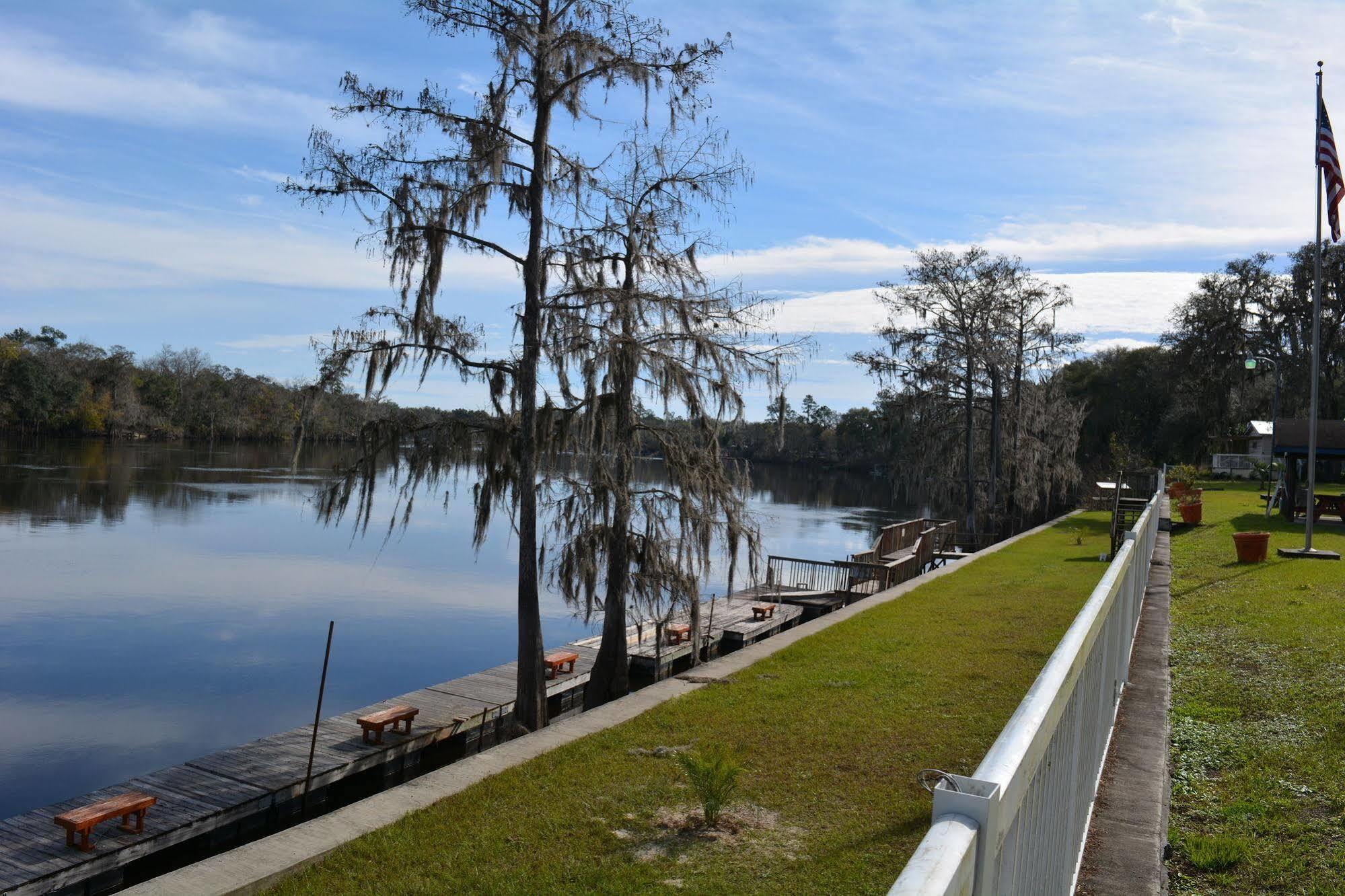 מלון Old Town Suwannee Gables מראה חיצוני תמונה