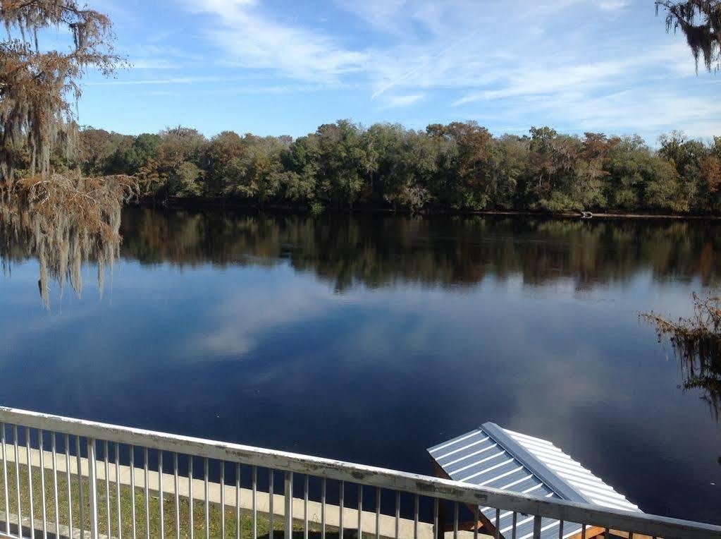 מלון Old Town Suwannee Gables מראה חיצוני תמונה